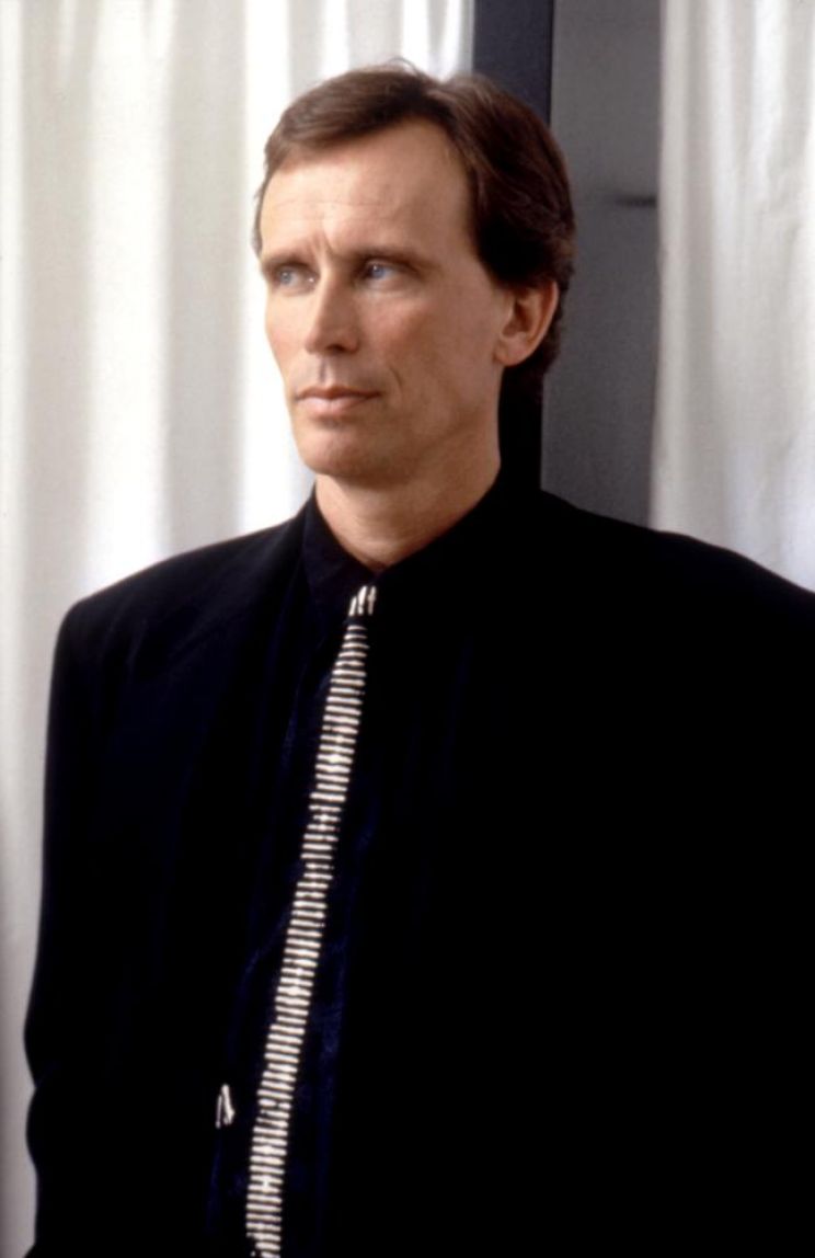 Peter Weller