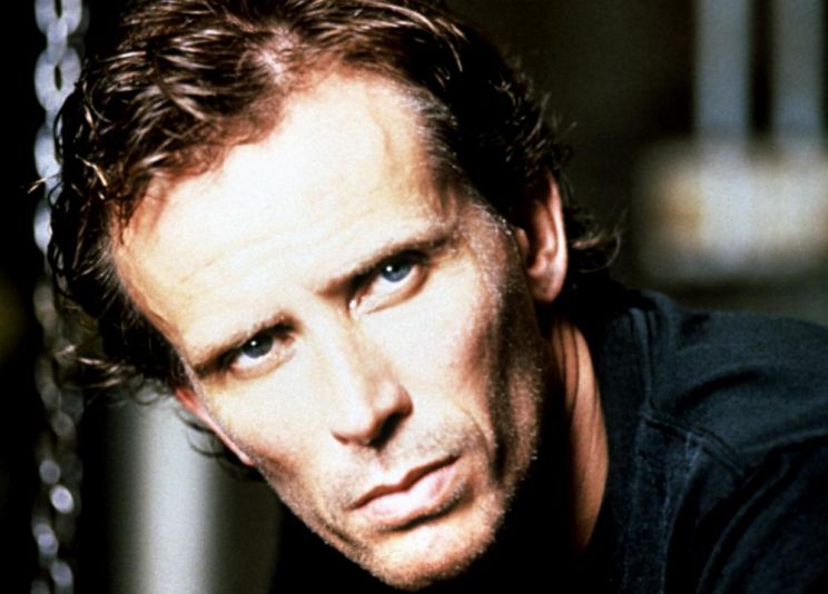 Peter Weller