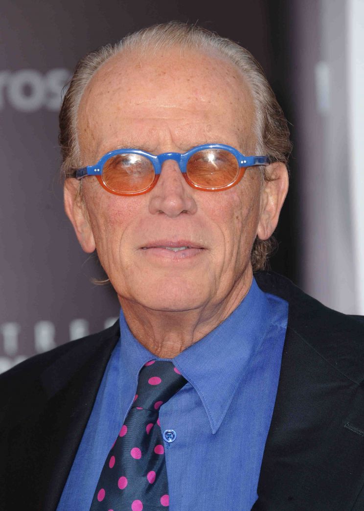 Peter Weller