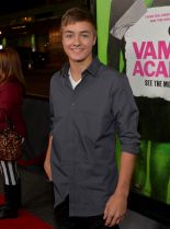 Peyton Meyer photo