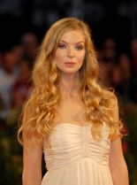 Pheline Roggan