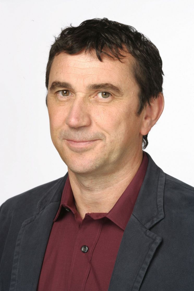 Phil Daniels