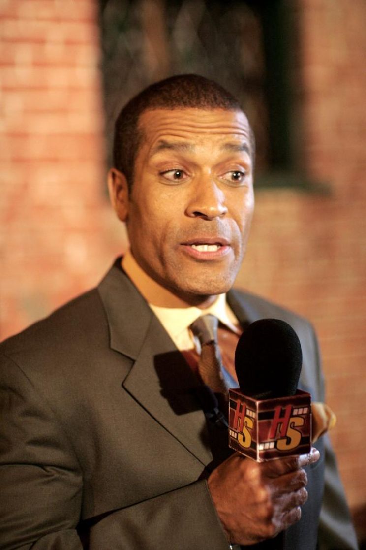 Pictures of Phil Morris