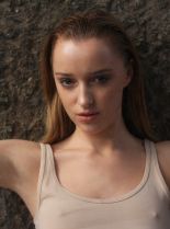 Phoebe Dynevor