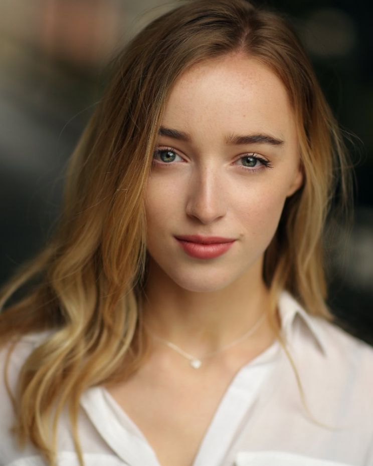 Phoebe Dynevor