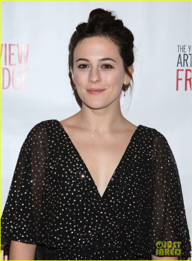 Phoebe Fox