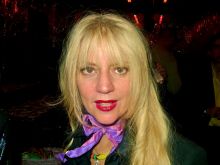 Phoebe Legere #3231626 picture (Landscape Medium)
