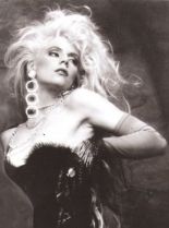 Phoebe Legere