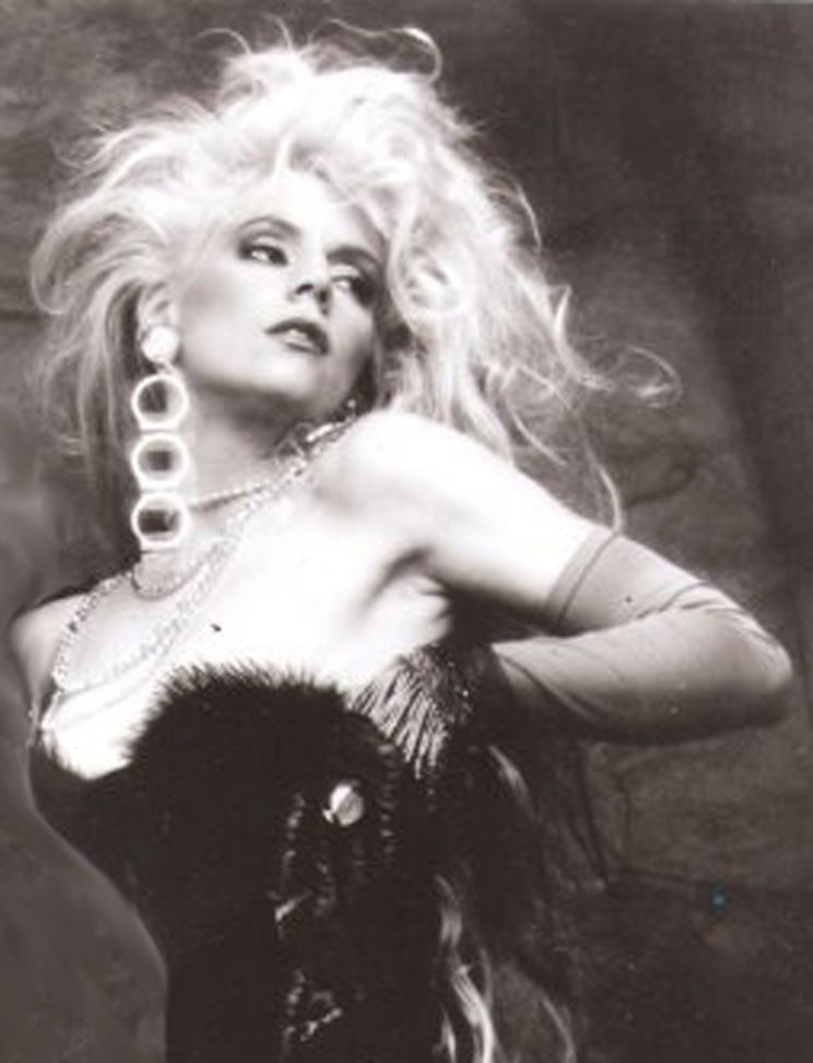 Phoebe Legere