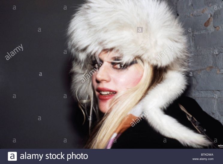 Phoebe Legere