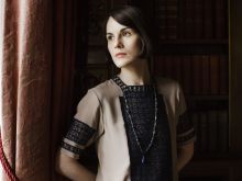 Phoebe Sparrow photo