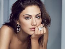 Phoebe Tonkin