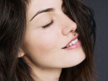Phoebe Tonkin