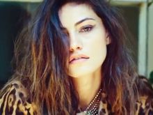 Phoebe Tonkin