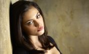 Phoebe Tonkin