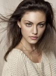 Phoebe Tonkin