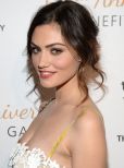 Phoebe Tonkin