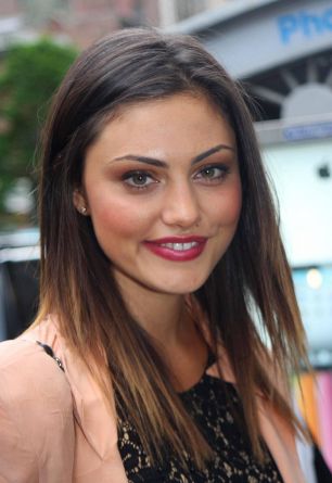 Phoebe Tonkin