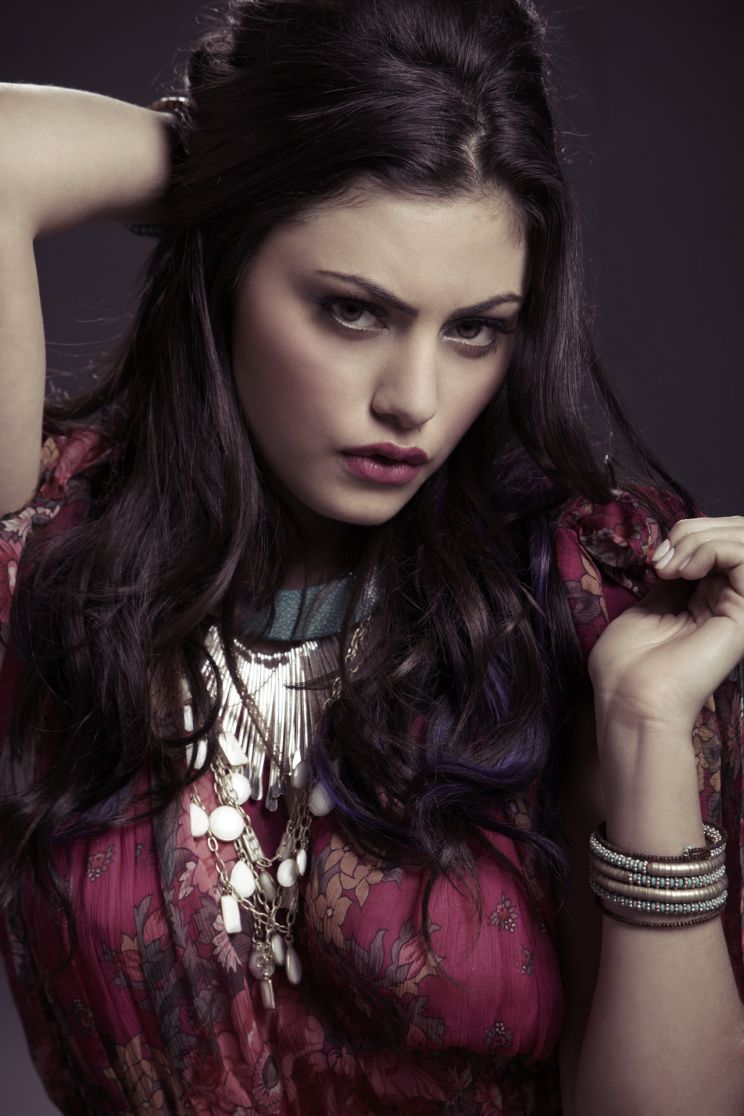 Phoebe Tonkin