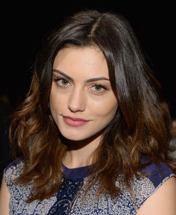 Phoebe Tonkin