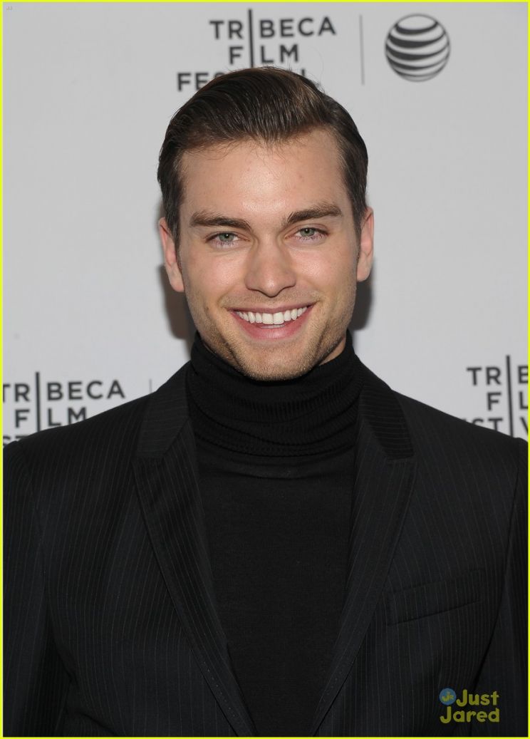 Pierson Fode