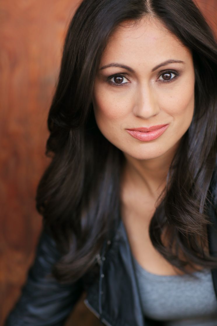 Pilar Holland