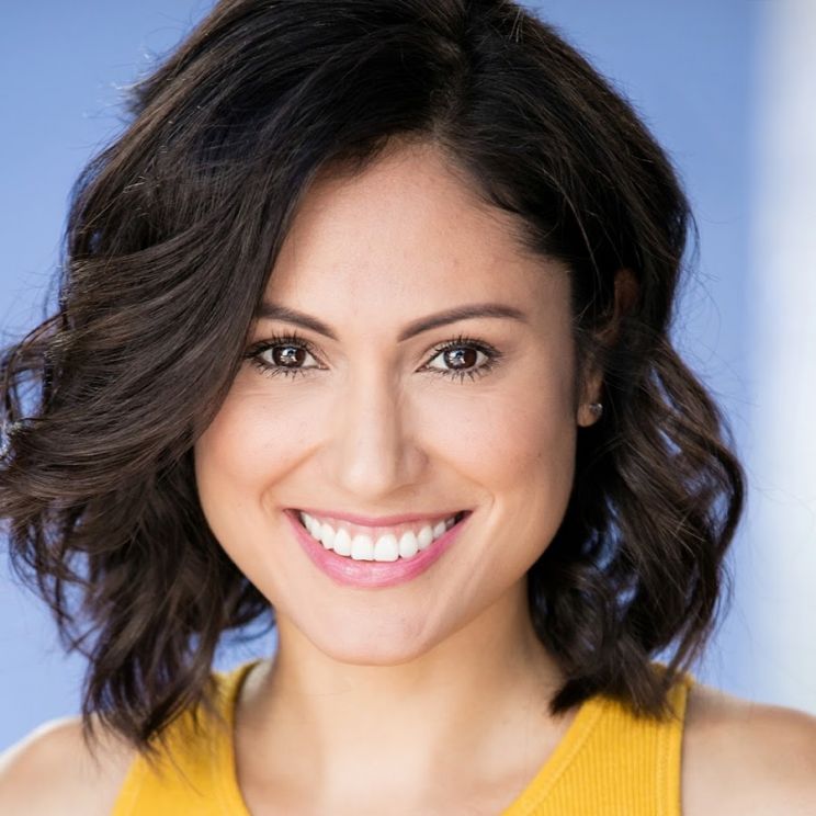 Pilar Holland