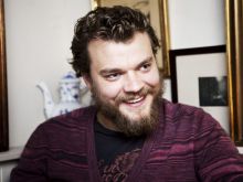 Pilou Asbæk