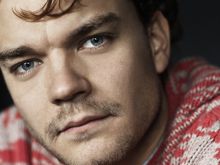 Pilou Asbæk