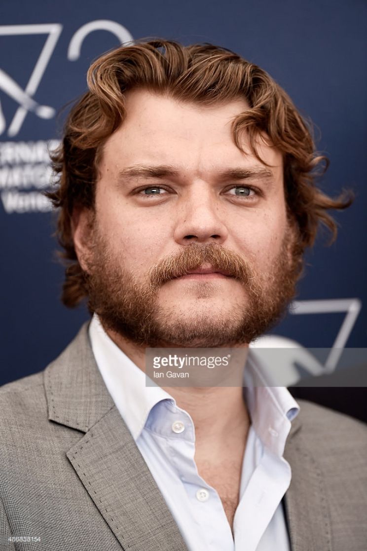 Pilou Asbæk