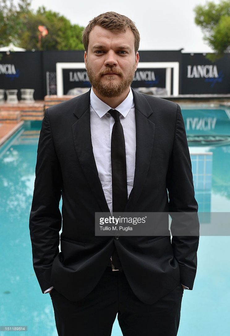 Pilou Asbæk