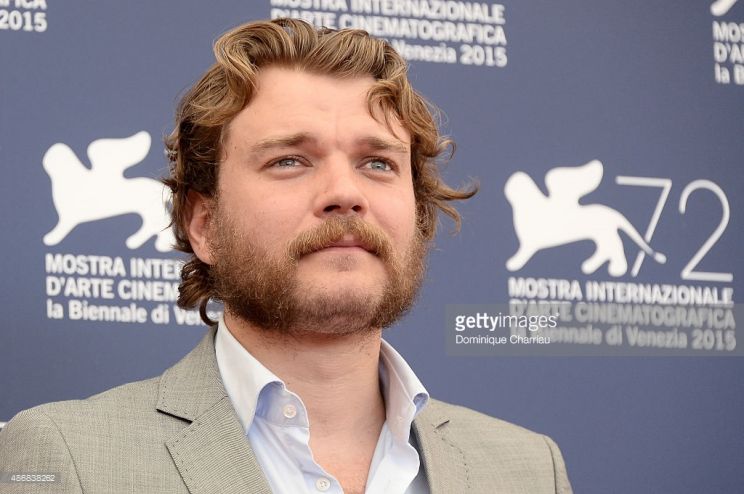 Pilou Asbæk