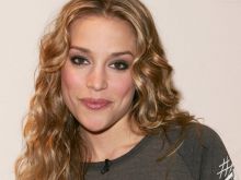 Piper Perabo #102839 picture (Landscape Medium)