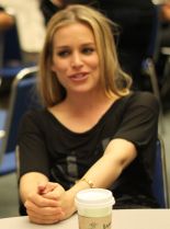 Piper Perabo #102757 picture (Portrait Medium)