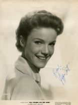 Pippa Scott