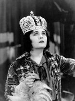 Pola Negri