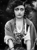 Pola Negri