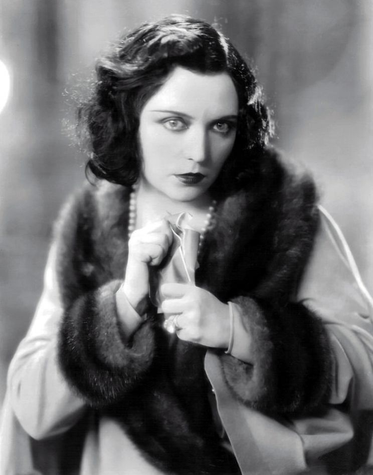 Pola Negri