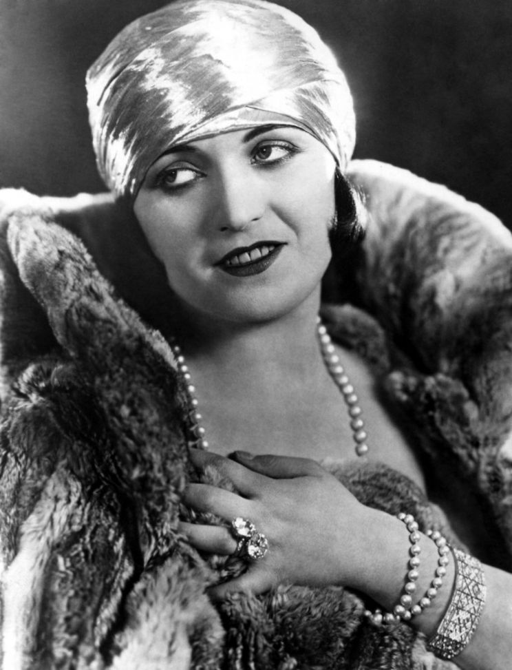 Pola Negri