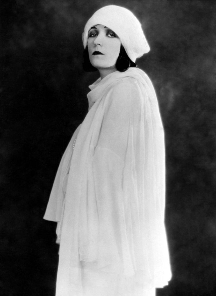 Pola Negri