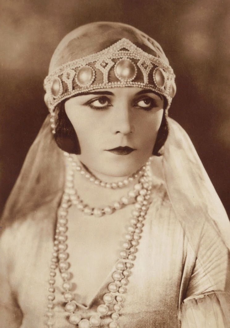 Pola Negri