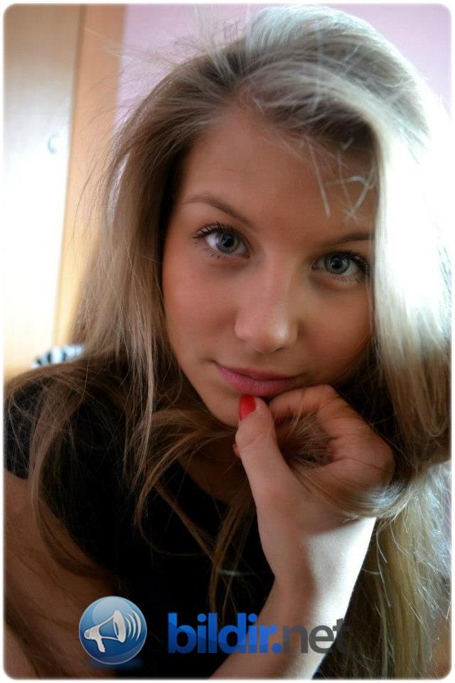 Pictures of Polina Nikolai