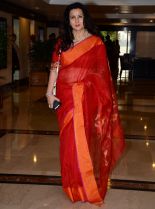 Poonam Dhillon photo