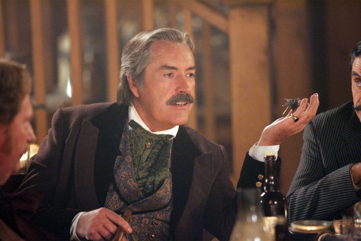 Powers Boothe