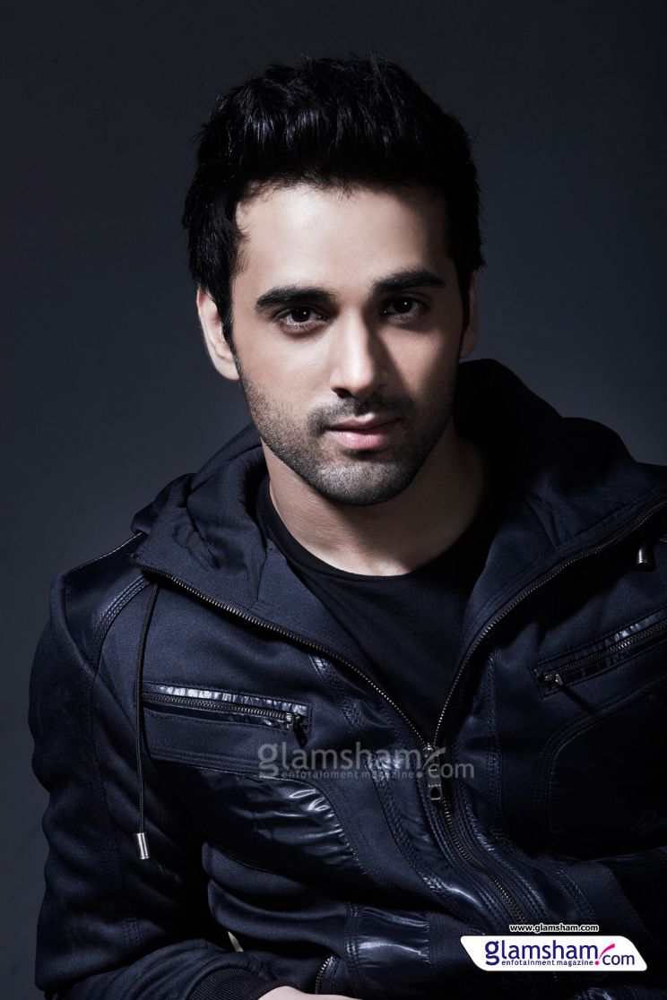 Pulkit Samrat