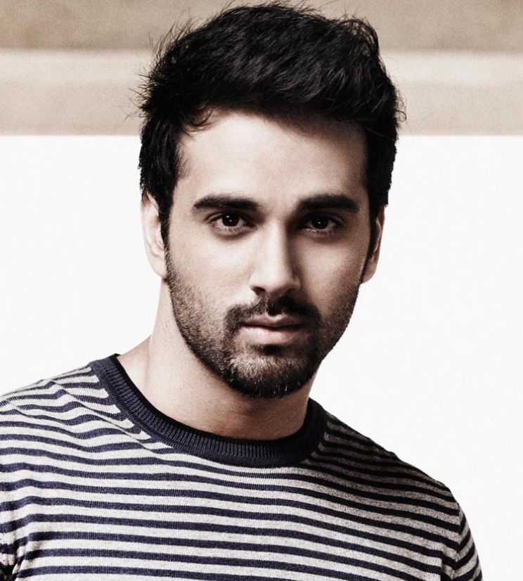 Pulkit Samrat