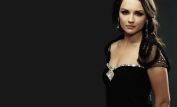 Rachael Leigh Cook