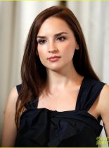 Rachael Leigh Cook