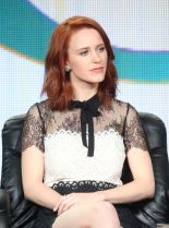 Rachel Brosnahan photo