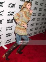 Rachel Perry #2711287 picture (Portrait Medium)